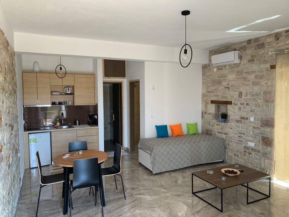 Diamond Giannopoulos Elea Apartments Kyparissia Bagian luar foto